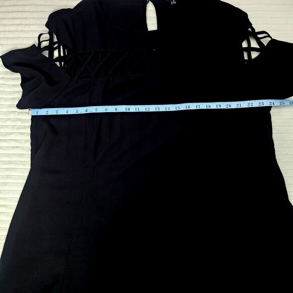 Torrid Black Lattice Shoulder Short Sleeve Midi Dress 2X Rayon LBD Holiday Party - Picture 4 of 8